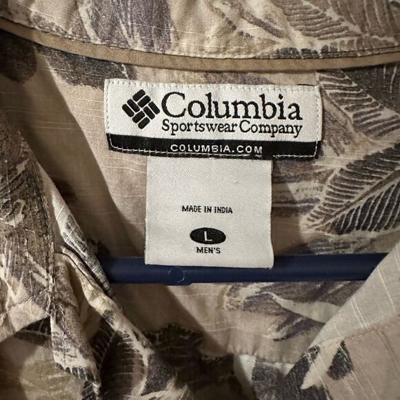 Columbia Men’s Short Sleeve Button Up Shirt Tropical Print - Large - Picture 2 of 7